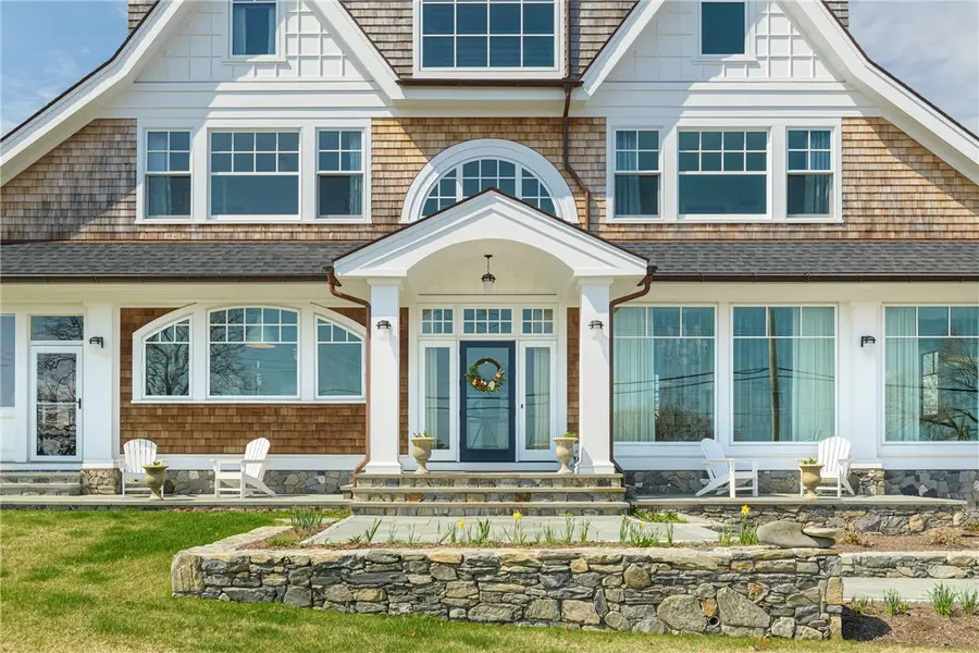 30 Walcott Avenue, Jamestown, RI 02835 - #3