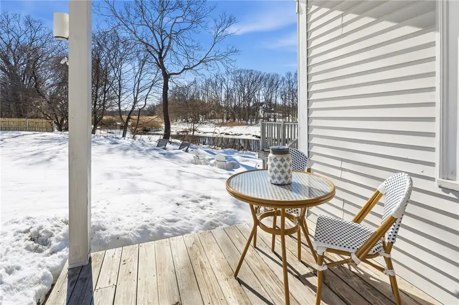 11 Heights Avenue, Warwick, RI 02889 - #3