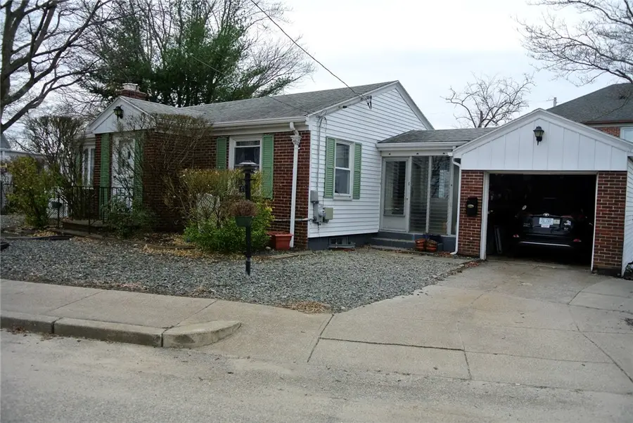 186 Fiat Avenue, Cranston, RI 02910 - #3