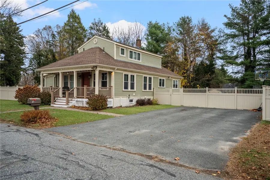 3 West Prospect Street, Smithfield, RI 02828 - #3