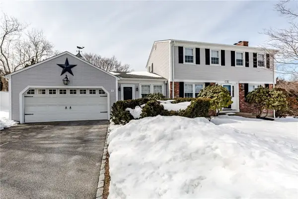 93 Tanglewood Drive, West Warwick, RI 02893