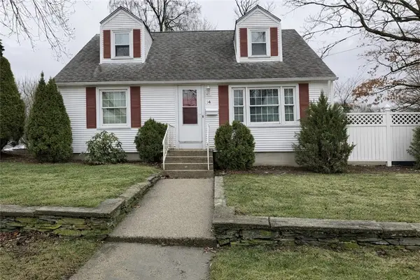 14 Amanda Street, Cranston, RI 02920