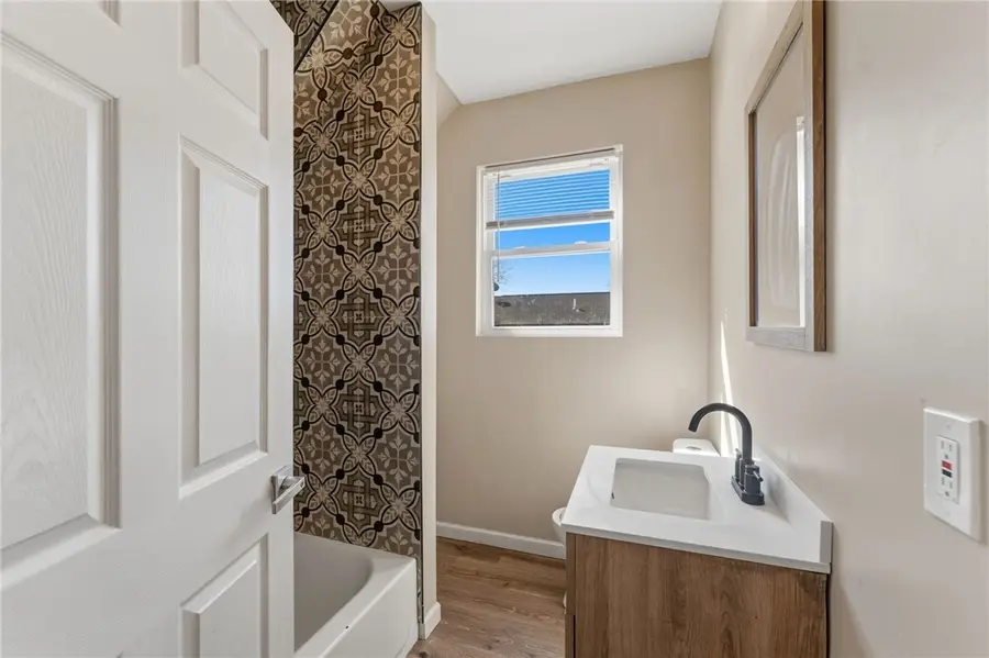 6 Stockwell Street, Providence, RI 02909 - #3