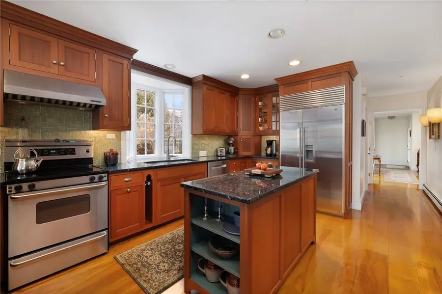 31 Buloid Avenue, Jamestown, RI 02835 - #3