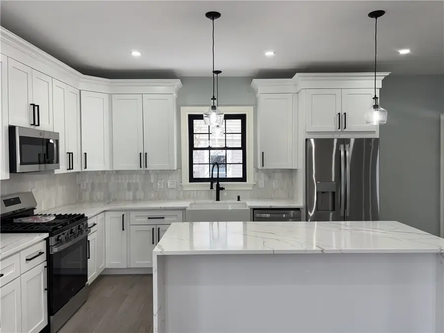 38 Ashburne Street, Pawtucket, RI 02861 - #2