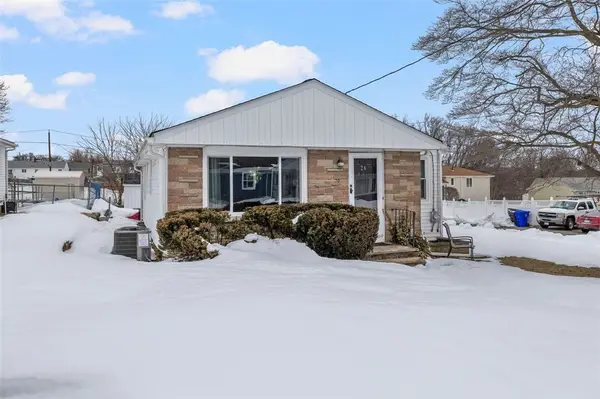 20 John Street, North Providence, RI 02904