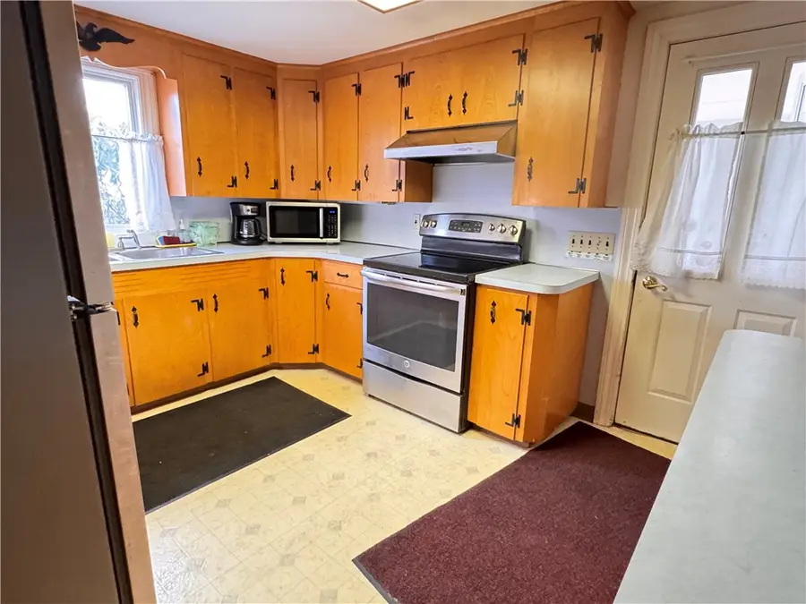 87 Lincoln Park Avenue, Cranston, RI 02920 - #3