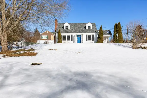 26 Country Hill Road, Cumberland, RI 02864