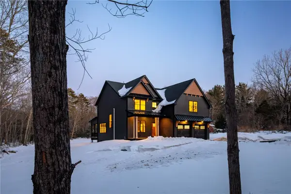 450 Carrs Pond Road, East Greenwich, RI 02818