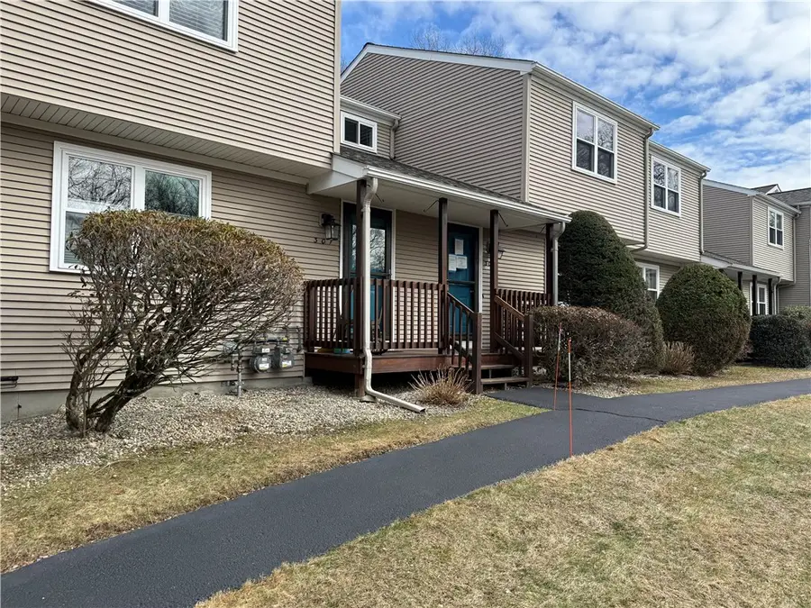 351 New London Avenue #302, Warwick, RI 02886 - #2