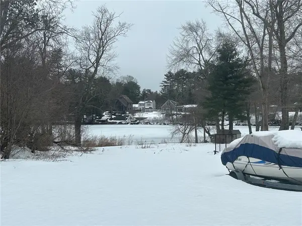 30 Pine Tree Road, Coventry, RI 02816