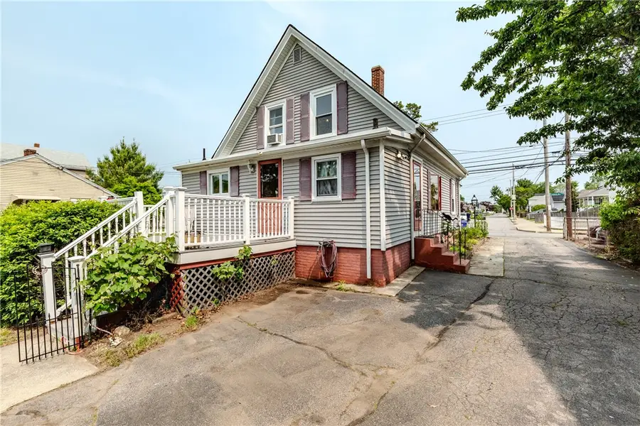 339 Beverage Hill Avenue, Pawtucket, RI 02861 - #2