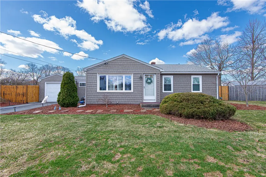 38 Meadowcrest Drive, Riverside, RI 02915 - #1