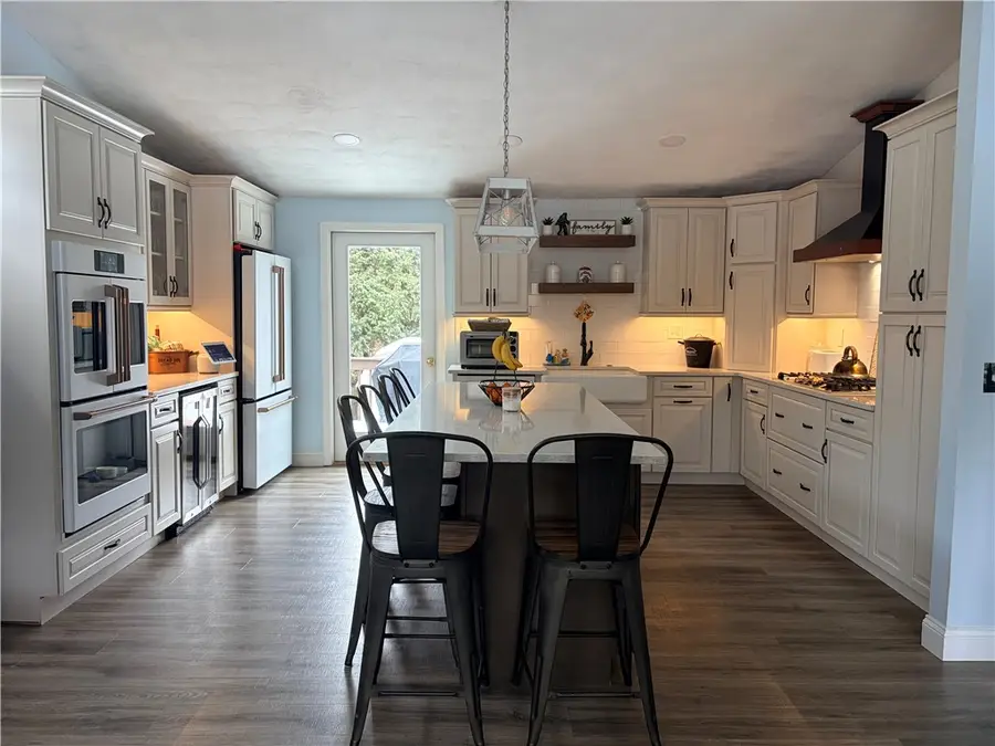 8 Sweet Fern Trail, Saunderstown, RI 02874 - #2