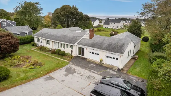 1533 East Main Road, Portsmouth, RI 02871