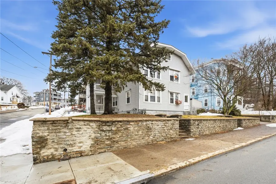 372 Cumberland Hill Road, Woonsocket, RI 02895 - #3