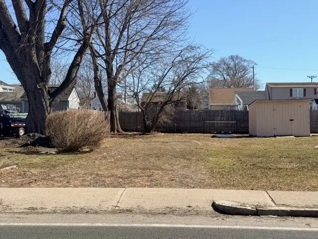 311 High Street, Cumberland, RI 02864 - #3