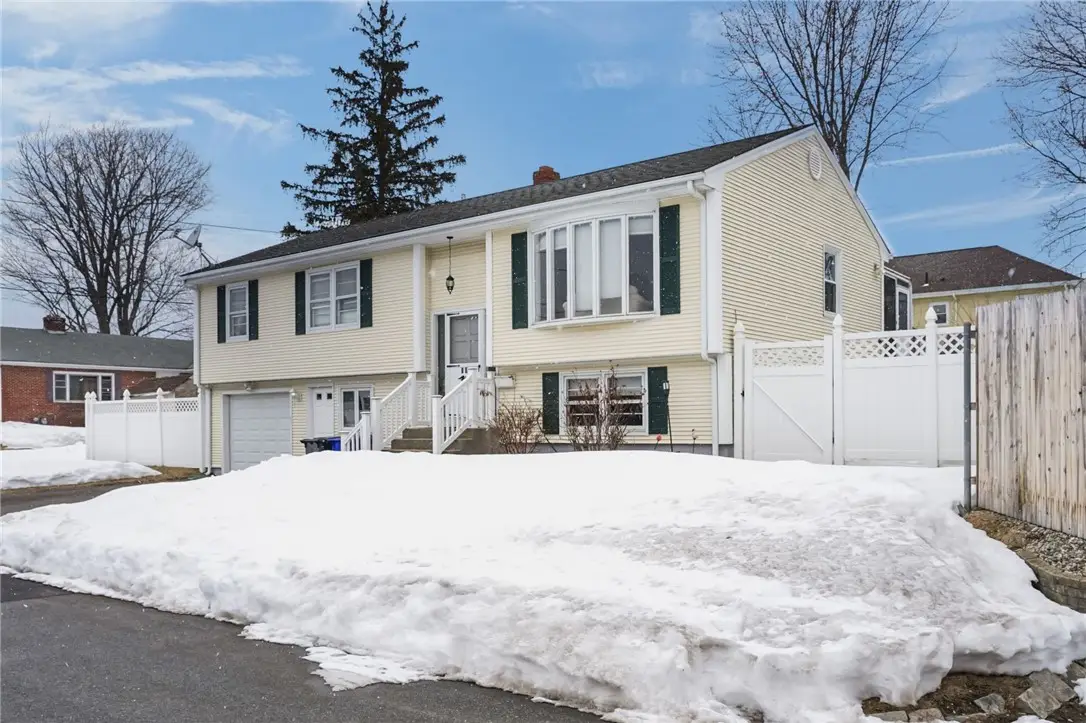 28 Halsey Street, North Providence, RI 02911 - #1