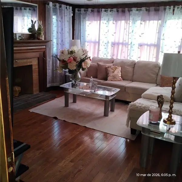 197 Enfield Avenue, Providence, RI 02908