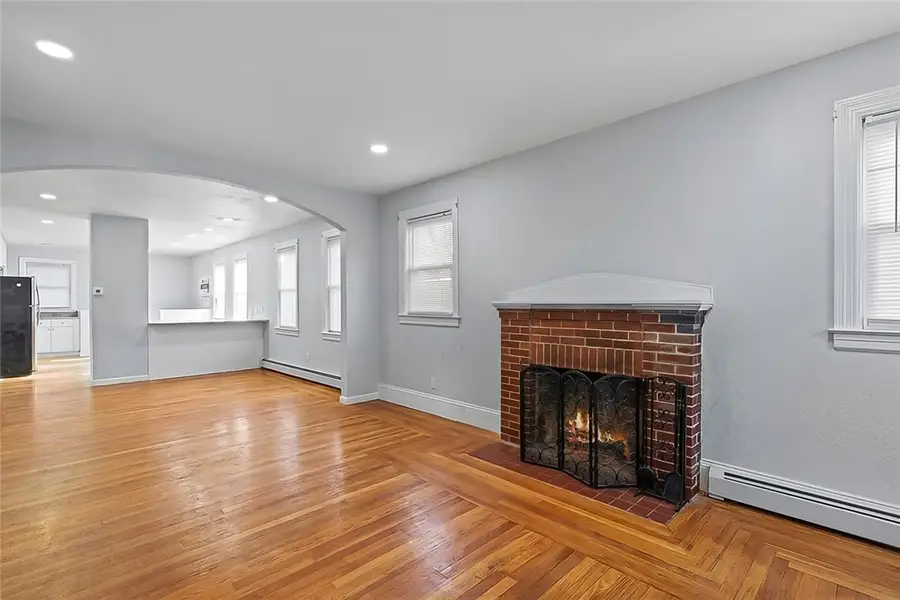 91 Tyndall Avenue, Providence, RI 02908 - #2