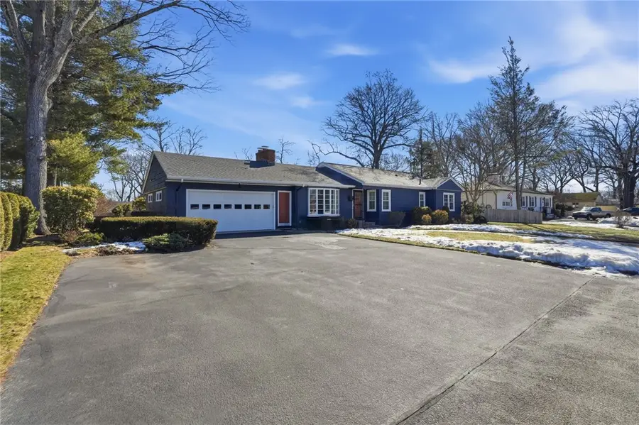 242 Bretton Woods Drive, Cranston, RI 02920 - #3