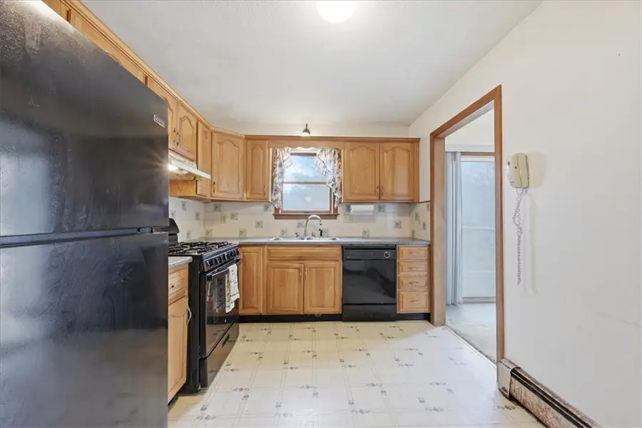 7 Brookview Court, Westerly, RI 02891 - #3