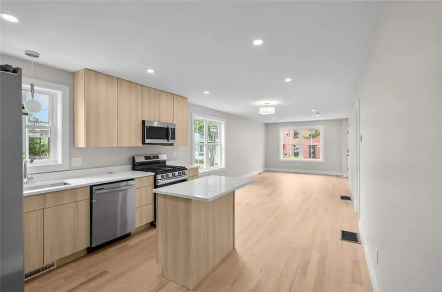 90 Berkshire Street, Providence, RI 02908 - #3