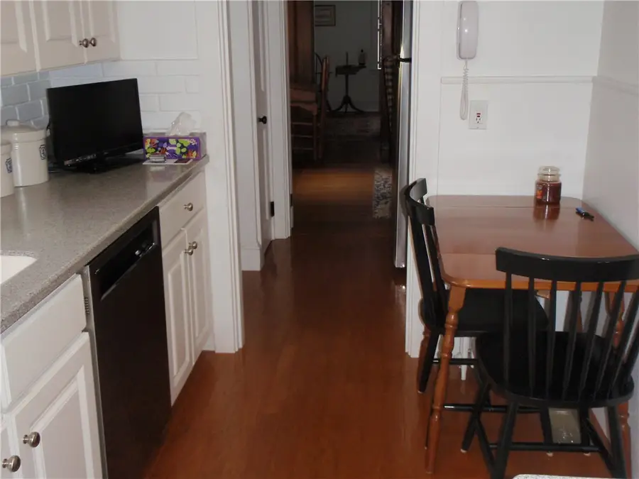 232 Greenwood Avenue, Warwick, RI 02886 - #2