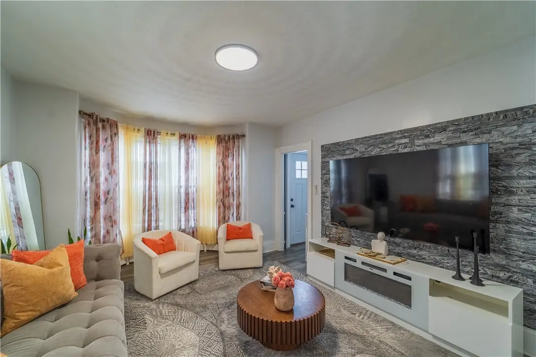 17 Beecher Street, Pawtucket, RI 02860 - #1