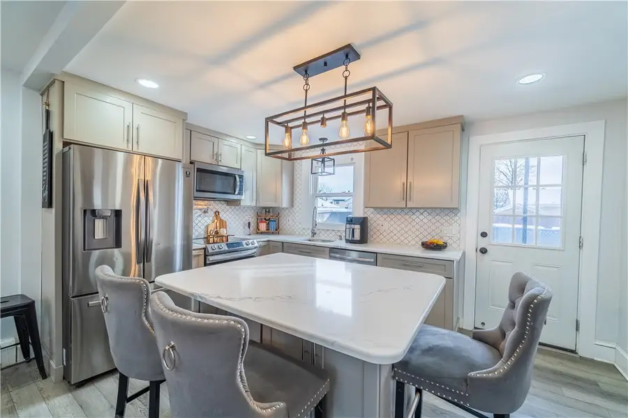 17 Beecher Street, Pawtucket, RI 02860 - #3