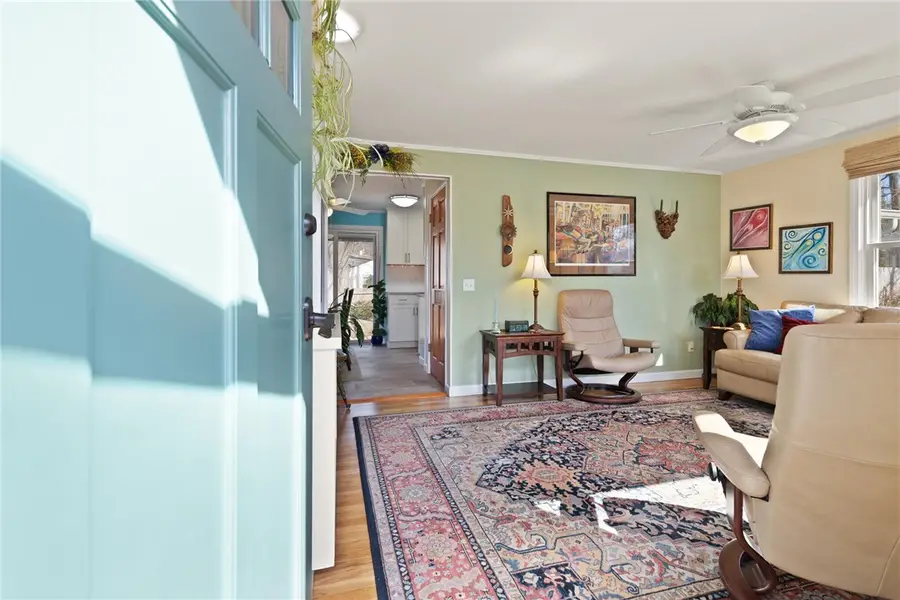 22 Grassy Plain Road, Riverside, RI 02915 - #3