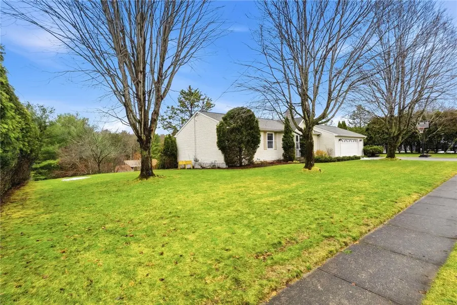 4 Melrose Drive, Coventry, RI 02816 - #3