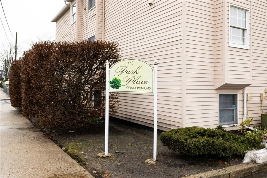 95 Park Place #201, Pawtucket, RI 02860 - #2