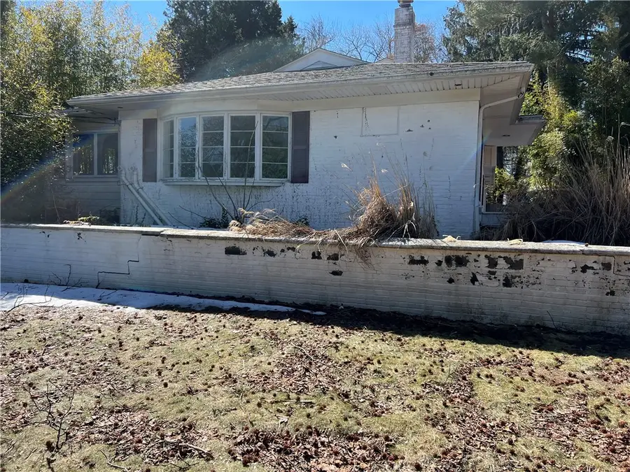 28 Hill Top Drive, Warwick, RI 02818 - #3