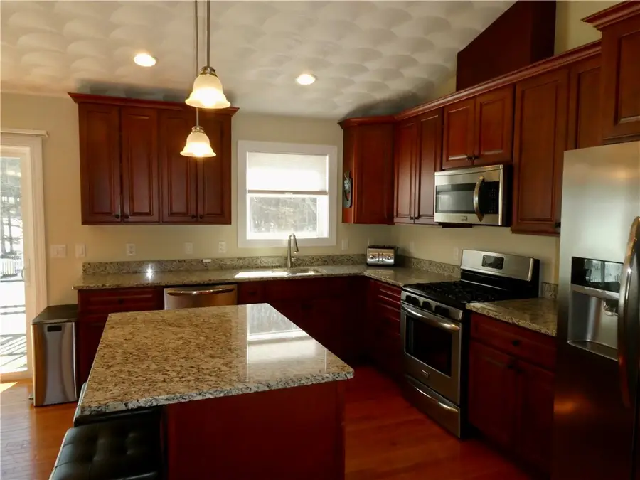 6 Heywood Lane, Johnston, RI 02919 - #2