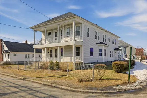 982 York Avenue, Pawtucket, RI 02861