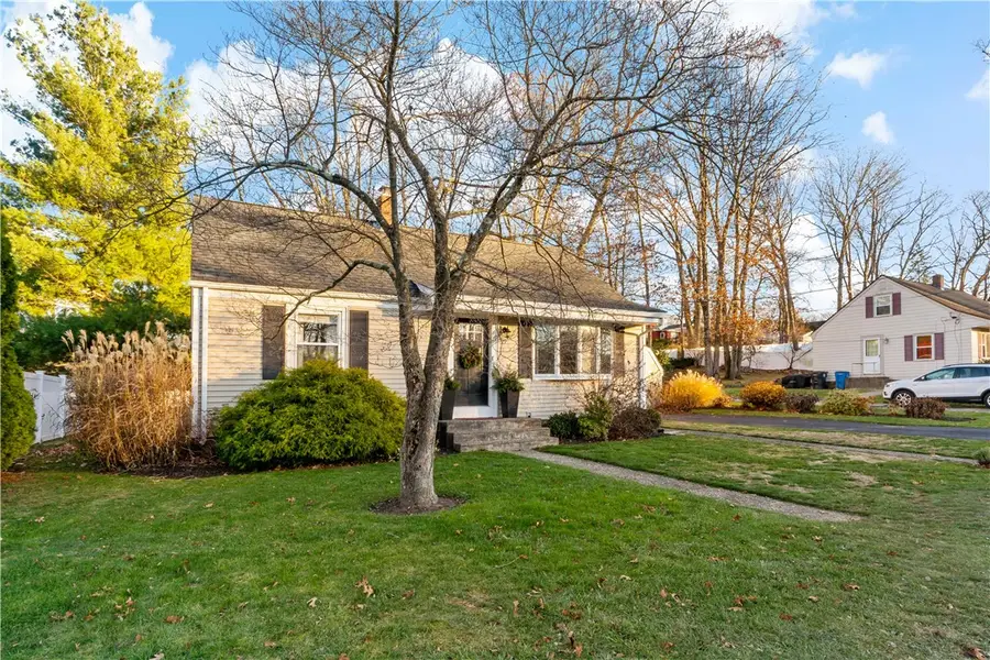 27 Linwood Road, Cumberland, RI 02864 - #2