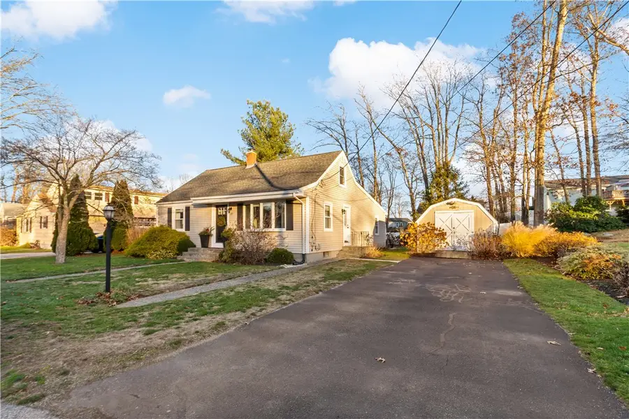 27 Linwood Road, Cumberland, RI 02864 - #3