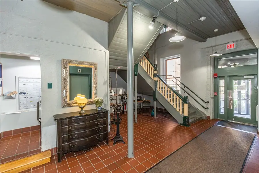 15 Higgins Street #201, Smithfield, RI 02917 - #3