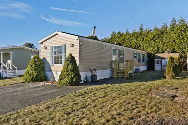 13 Poppin John Lane, Coventry, RI 02816