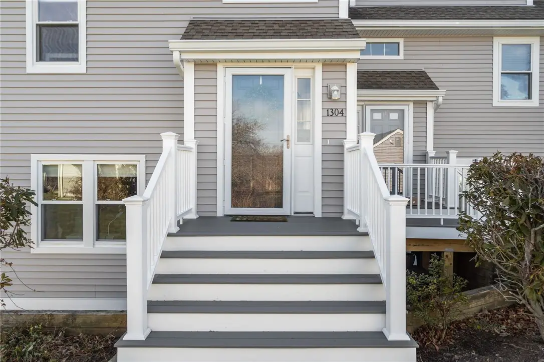 1304 Fairway Drive #1304, Middletown, RI 02842 - #1