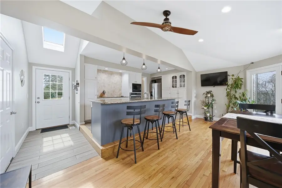 85 Gillan Avenue, Warwick, RI 02886 - #2