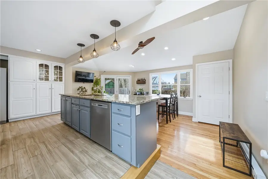 85 Gillan Avenue, Warwick, RI 02886 - #3