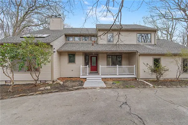 26 Trout Brook Lane, Scituate, RI 02831