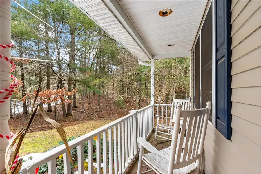 5 Brackenhill Court, Richmond, RI 02812 - #3