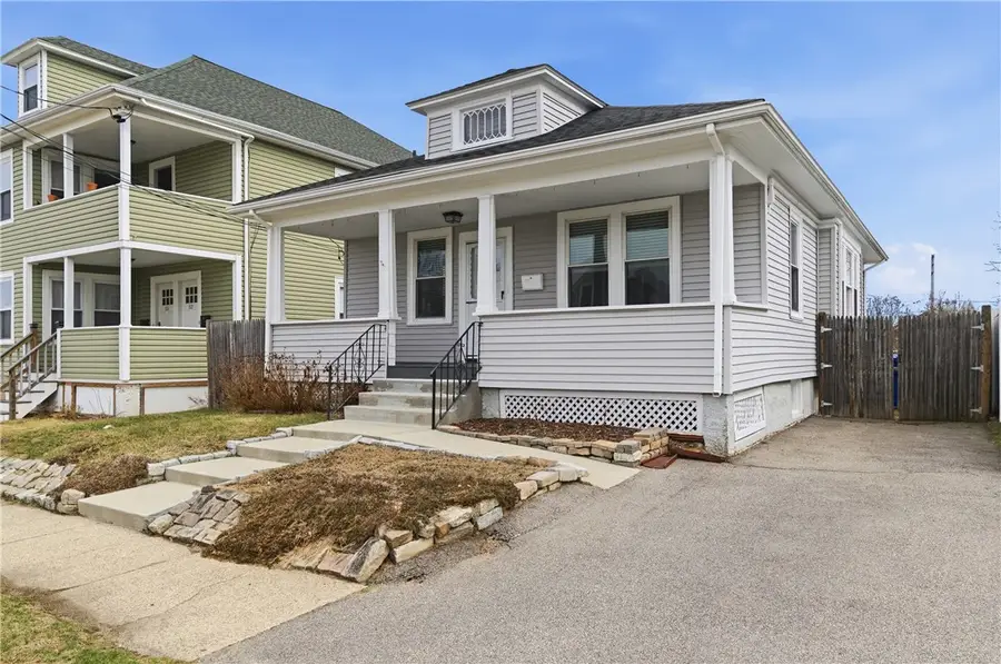 49 Harcourt Avenue, Pawtucket, RI 02861 - #2