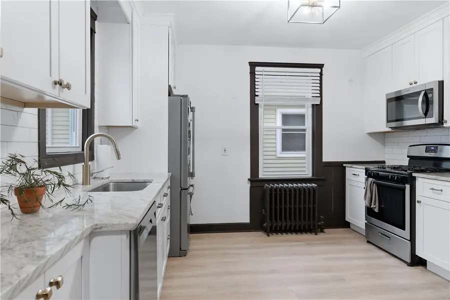 44 Holburn Avenue, Cranston, RI 02910 - #3