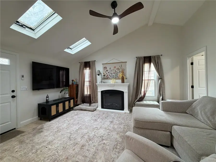 15 Rosedale Drive, Bristol, RI 02809 - #2