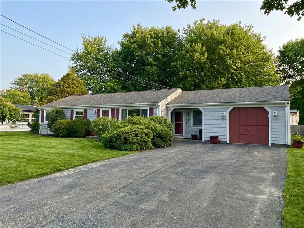 9 Spruce Avenue, Middletown, RI 02842 - #1