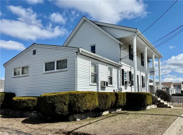 368 Beverage Hill Avenue, Pawtucket, RI 02861